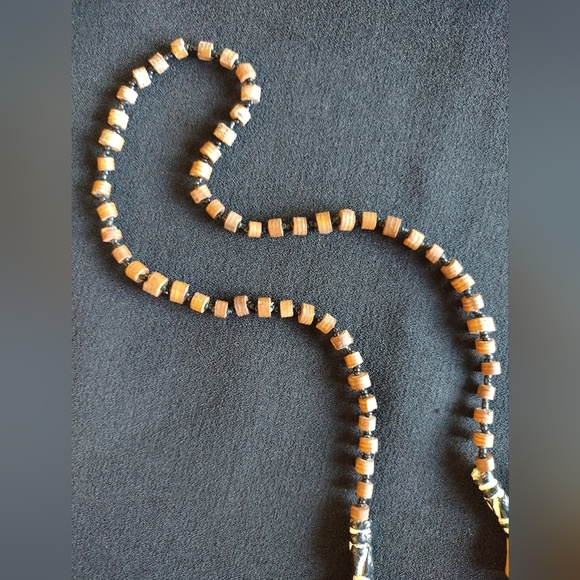 Handcrafted Wooden And Beaded African Animal Necklace - Picture 3 of 8